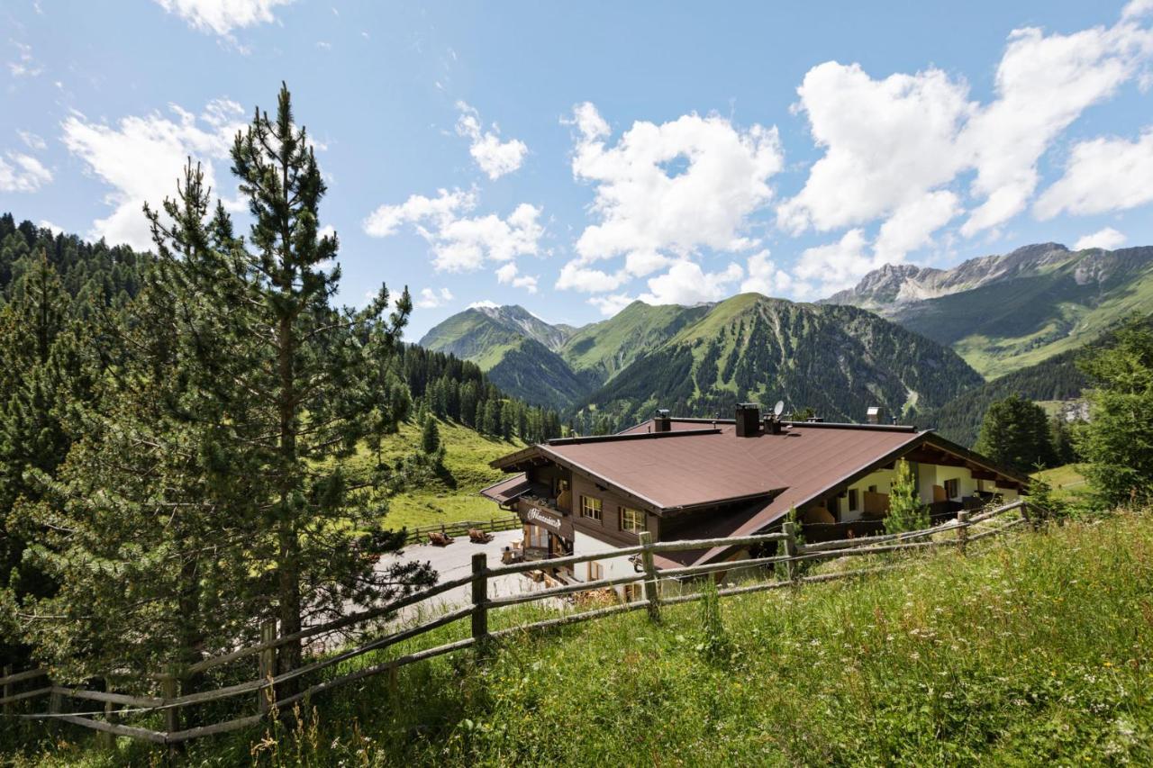 Berggasthaus Hollensteinhutte Hotel Tux Exterior photo